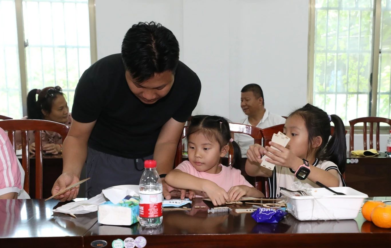 和諧家園 共享快樂   海南礦業開展“515復星家庭日”活動6.jpg
